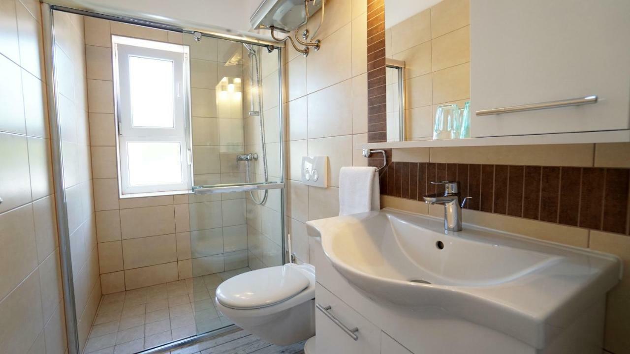 זאדאר Apartments Lulic מראה חיצוני תמונה