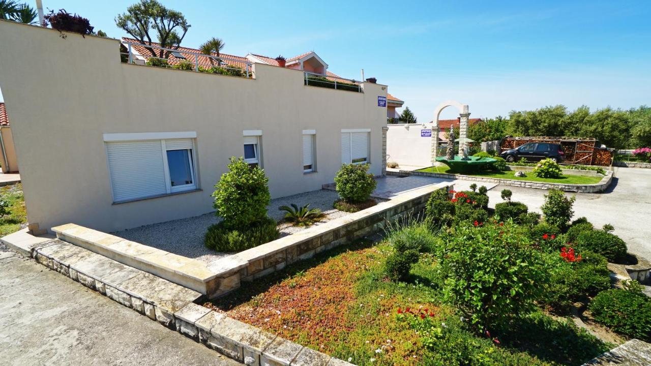 זאדאר Apartments Lulic מראה חיצוני תמונה
